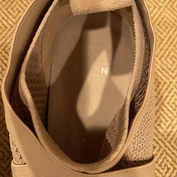 Eileen Fisher Stretch Clay/Blush Colored Sneakers, size 7.5 - Picture 8 of 11